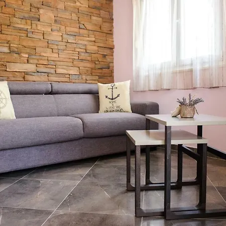Vulini Dvori Apartmán *