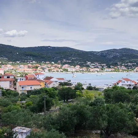 Vulini Dvori