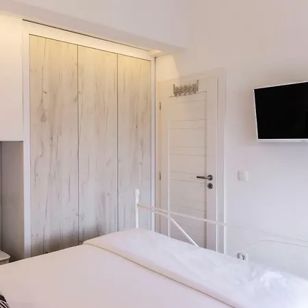 Apartment Vulini Dvori *