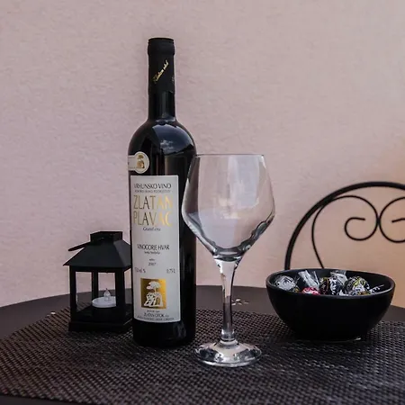 Vulini Dvori アパート Vinišće